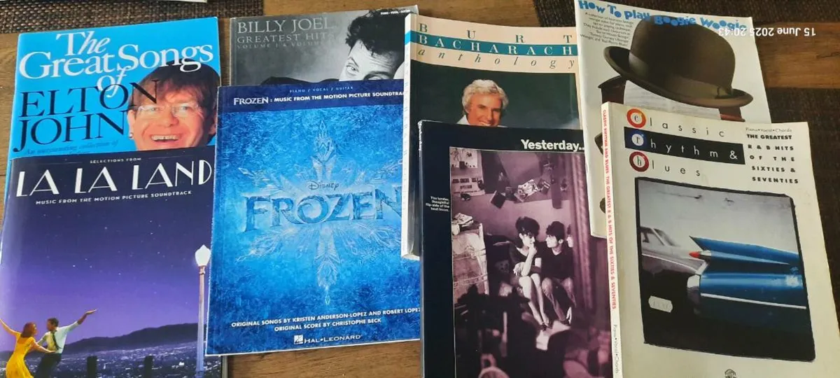 Piano books - Image 1