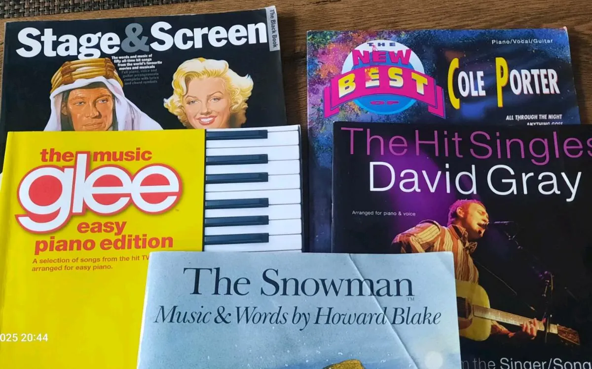 Piano books - Image 4