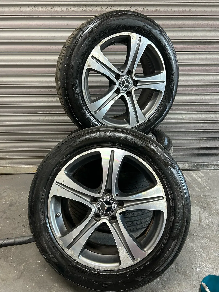 Mercedes E-Class Alloys 17” - Image 1