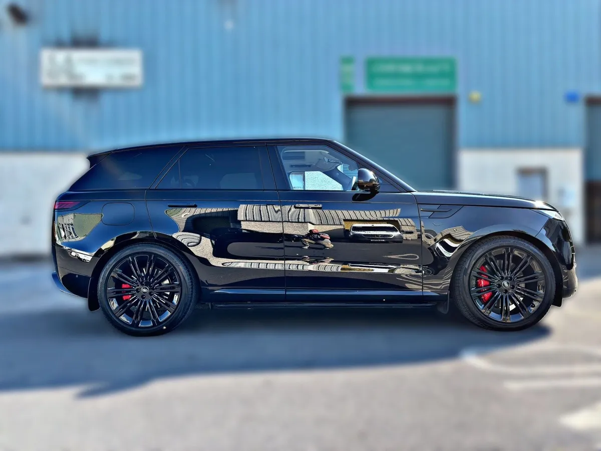 Land Rover Range Rover Sport Dynamic 3.0 - Image 3