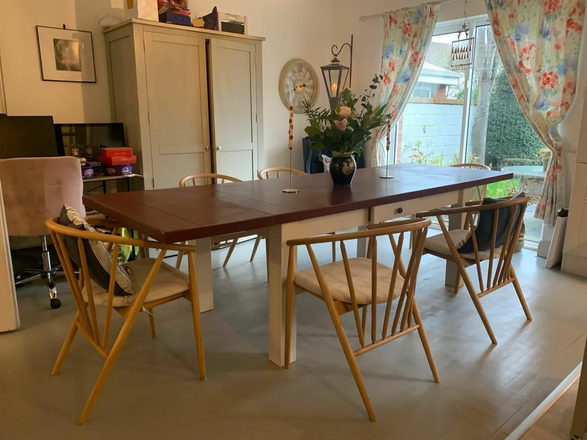 Solid Oak Extendable Dining Table - Image 1
