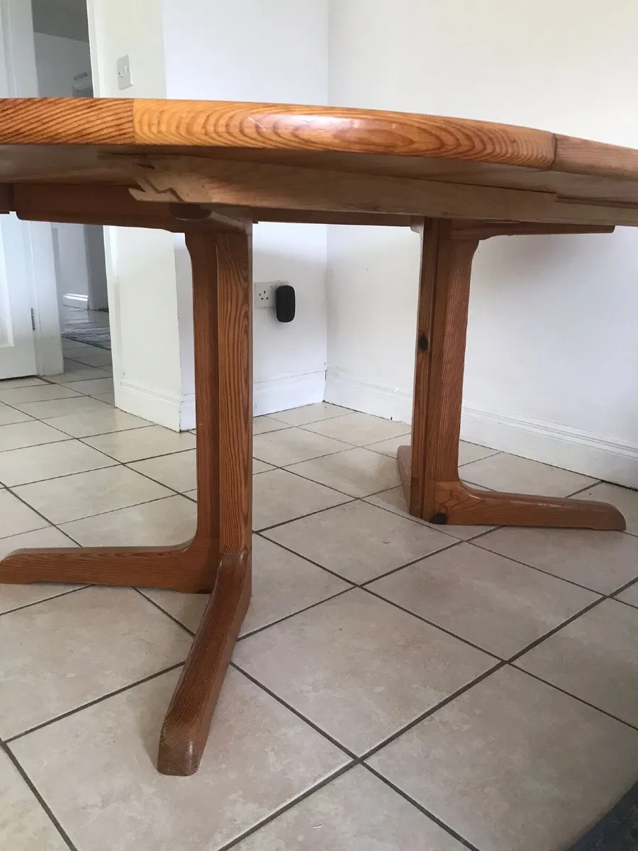 Dining table - Image 3
