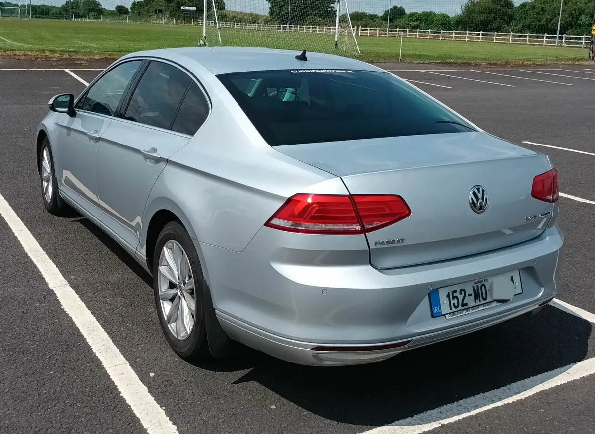 Volkswagen Passat 2015 - Image 4