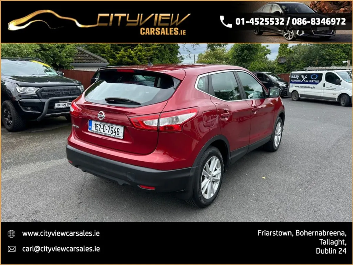 Nissan QASHQAI 1.2 PET SV 5dr//low Milage - Image 4
