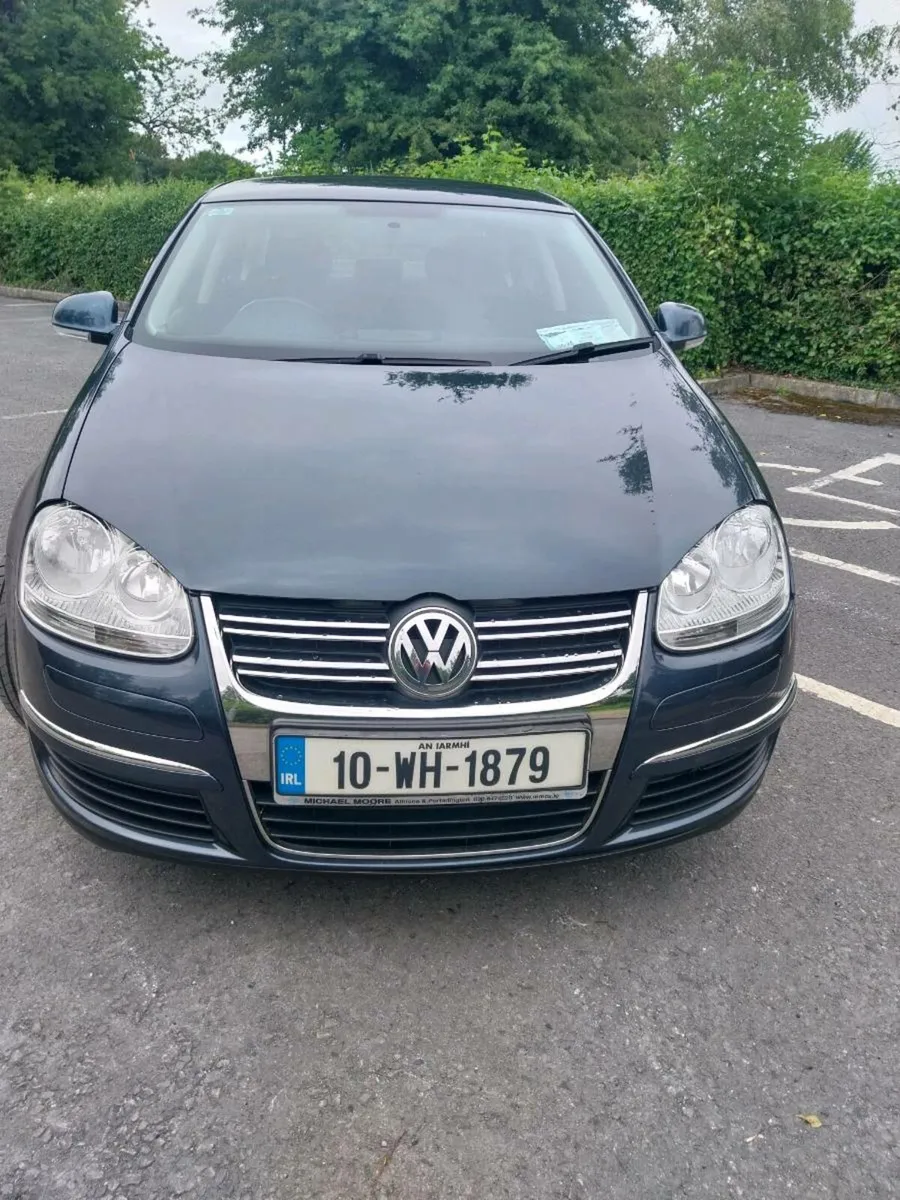 Volkswagen Jetta 2010 - Image 1