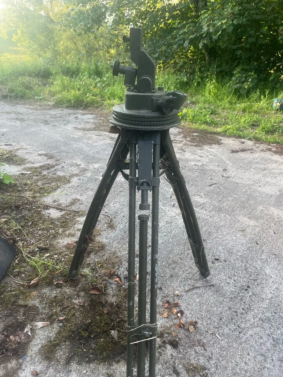 Military tripod - Image 2