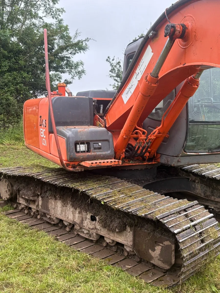 Hitachi 130 - Image 4