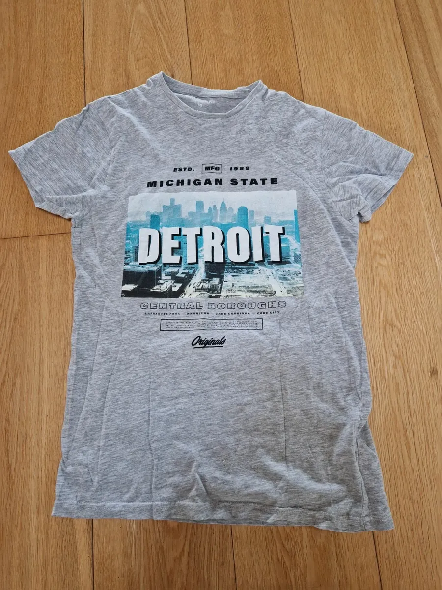 Mens t shirts 4 for 20eur size S - Image 2