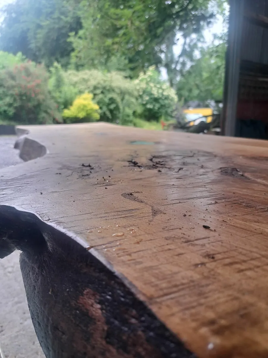 Wood table - Image 3