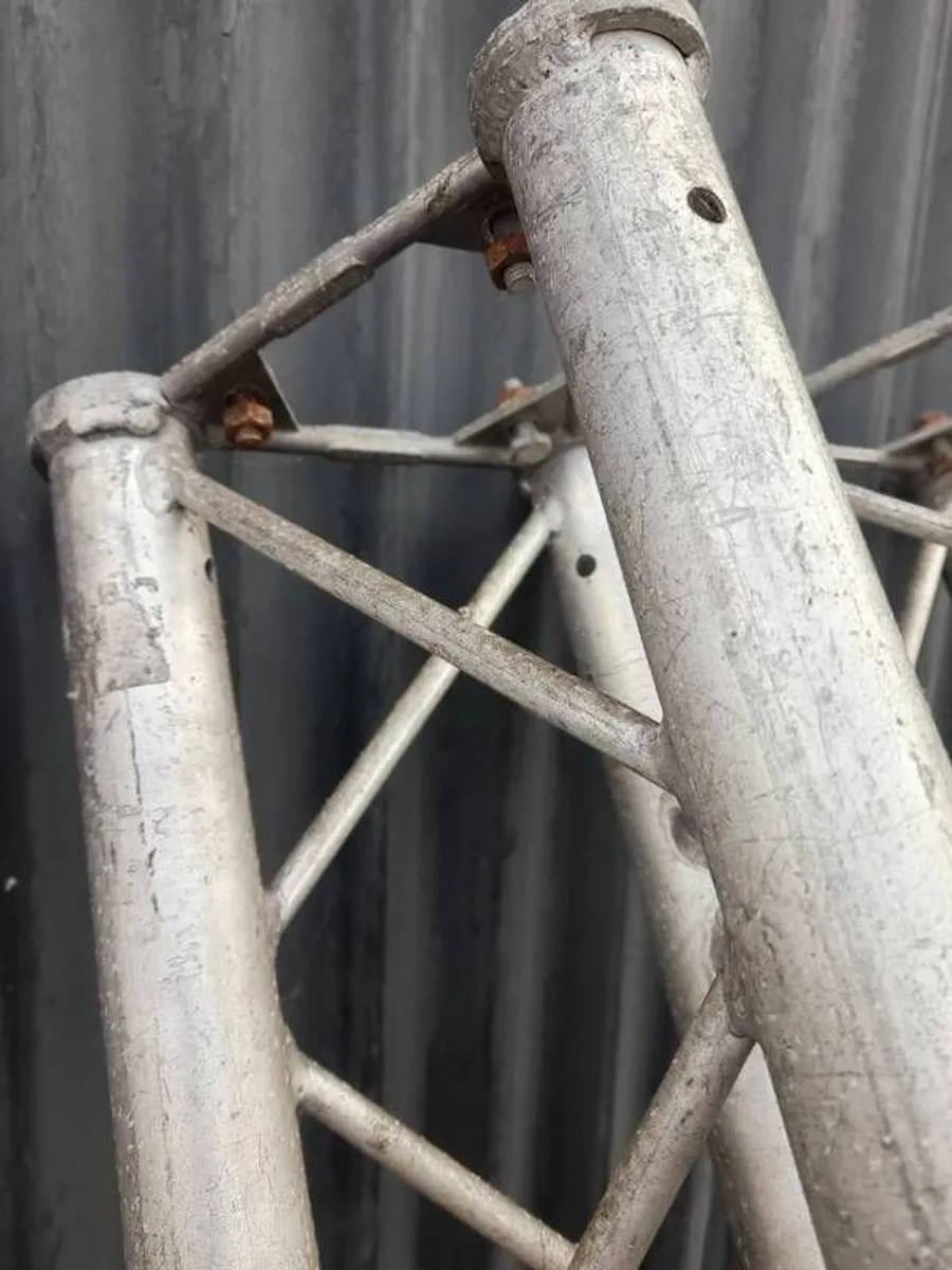 other muscial equipment - Image 1