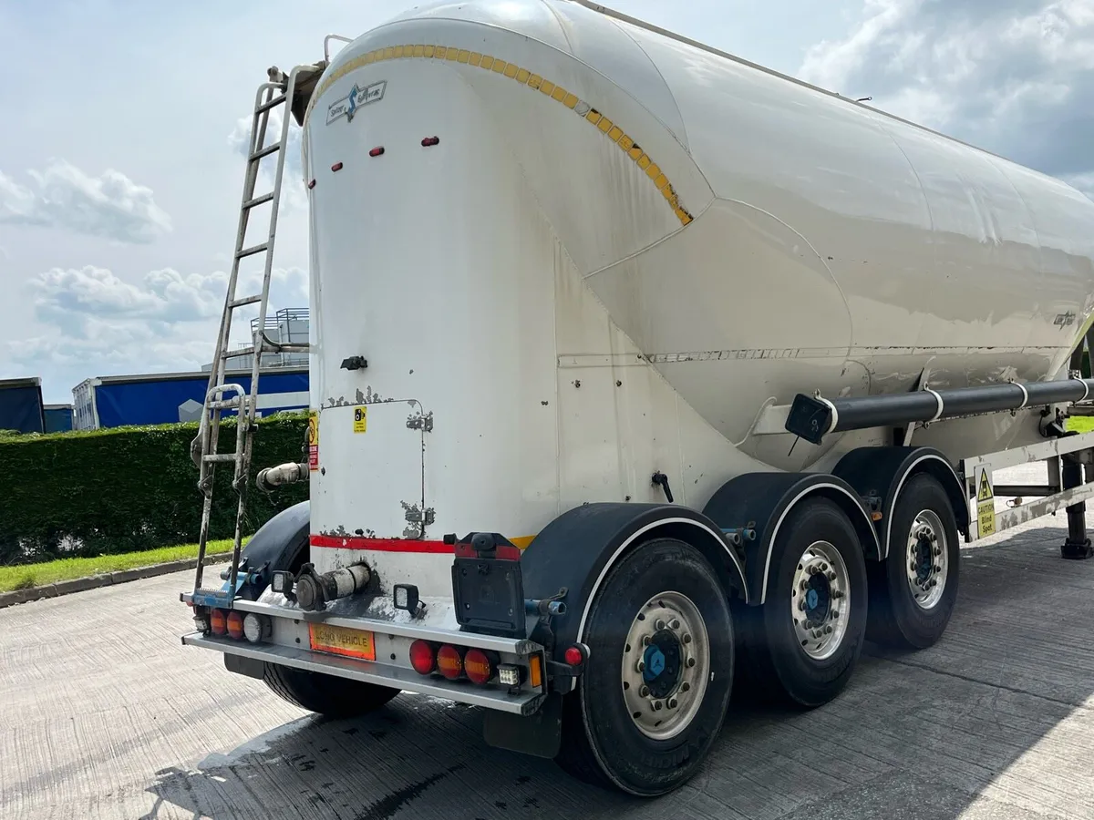 SPITZER Powder tank alu 37 m3 - Image 3