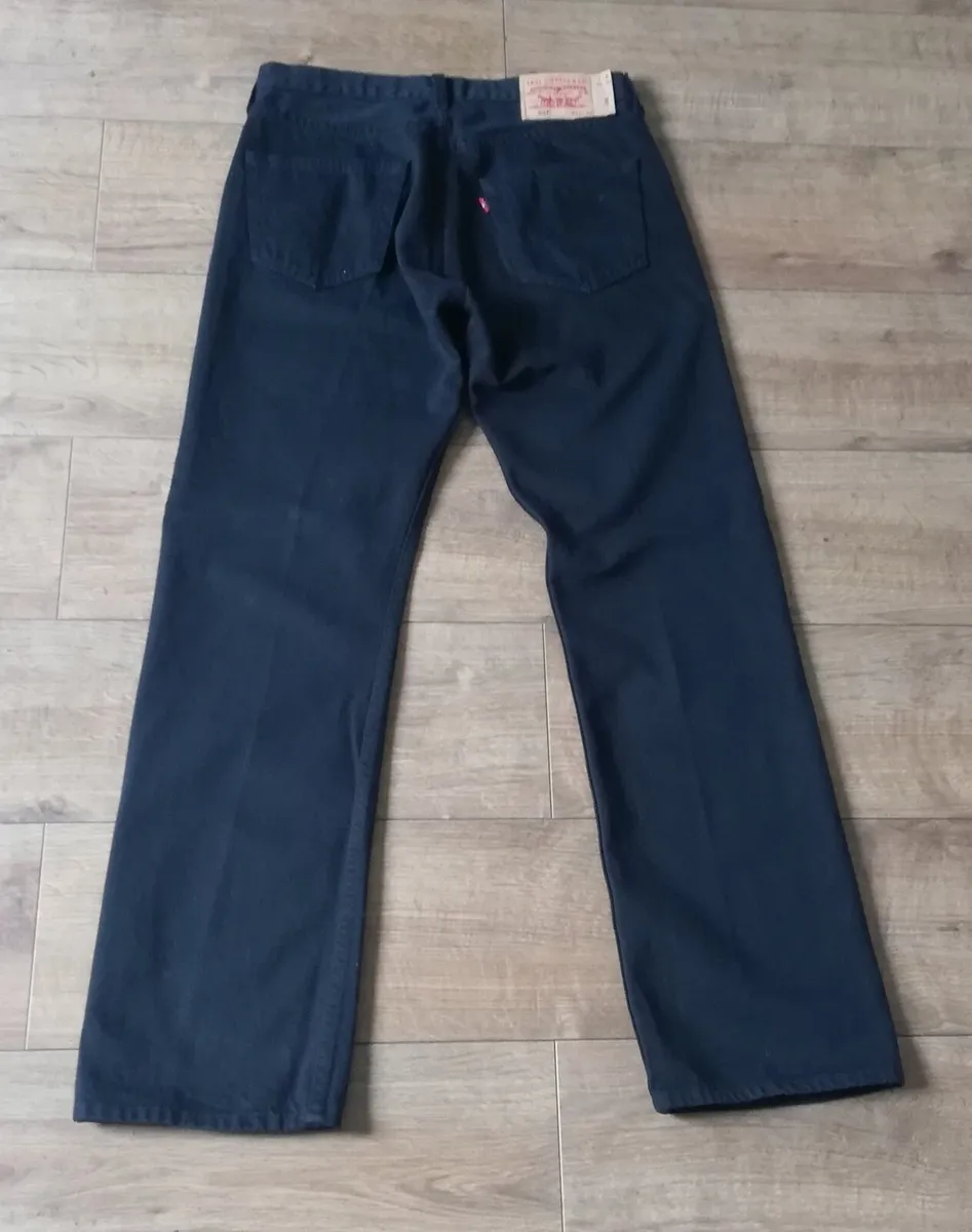 Levi 501 Gents black regular leg W32 L32 - Image 2