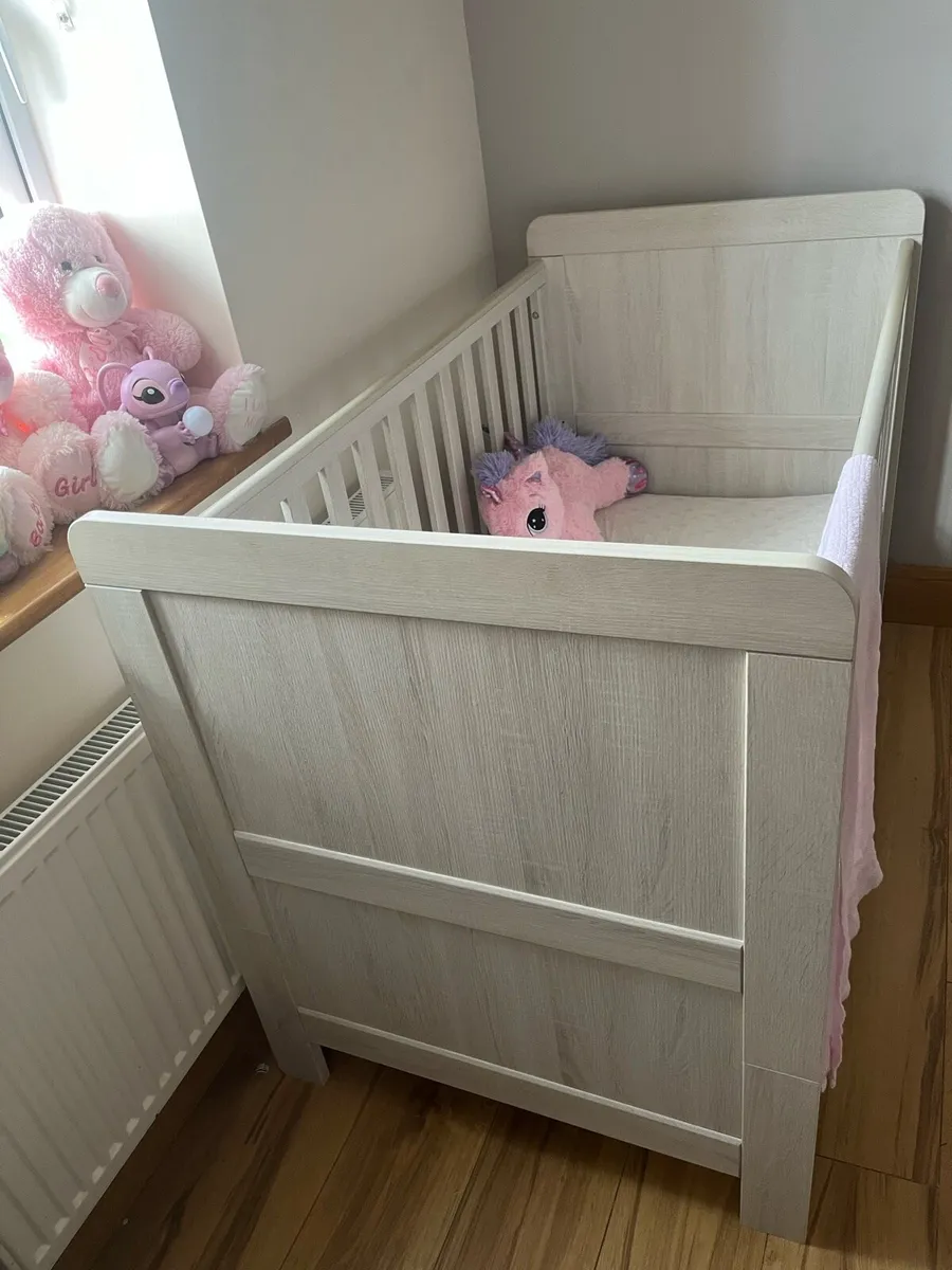 Cot - Image 3