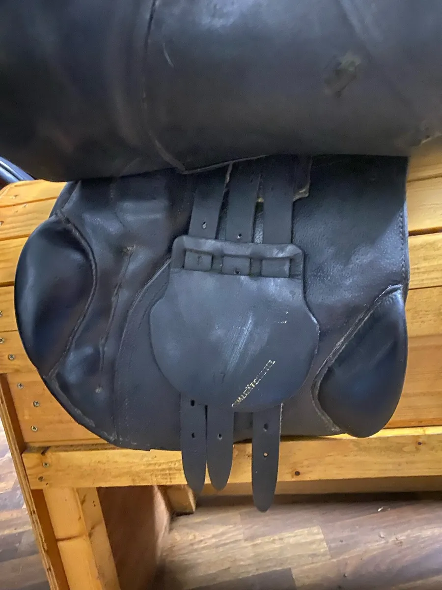 17”JC wide leather  saddle - Image 3