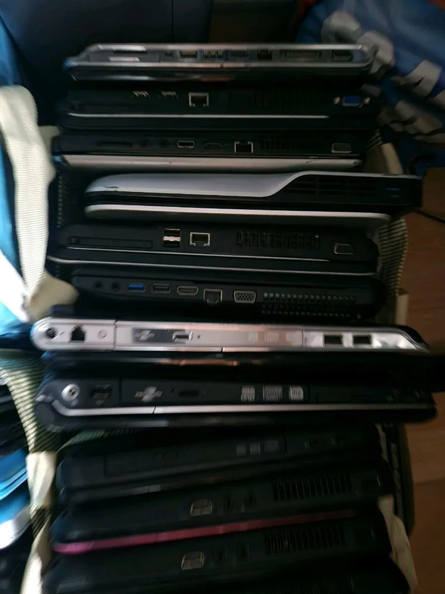 40 laptops job lot - Image 2