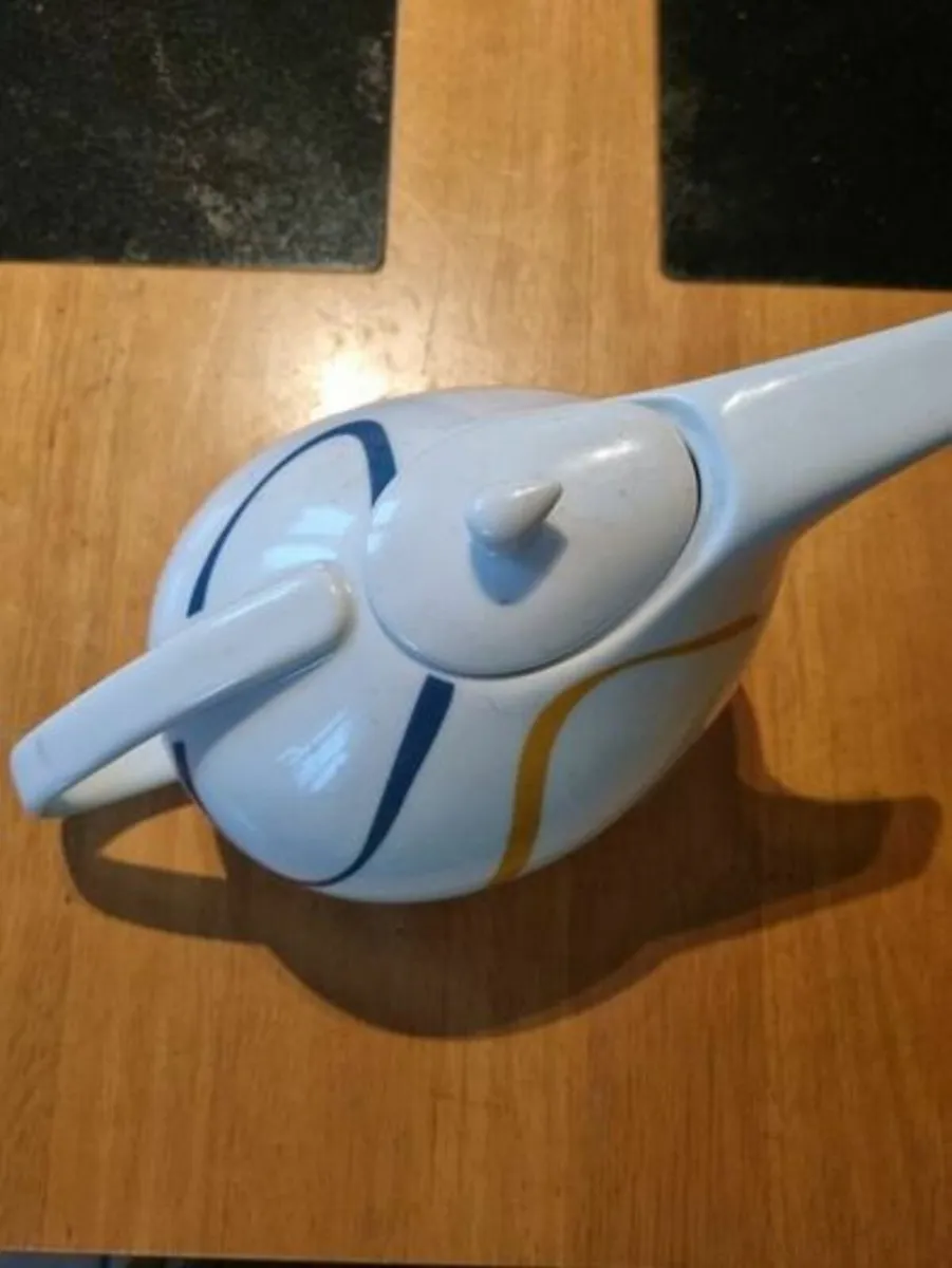 fine royal porcelain studio collection -tea pot - Image 2