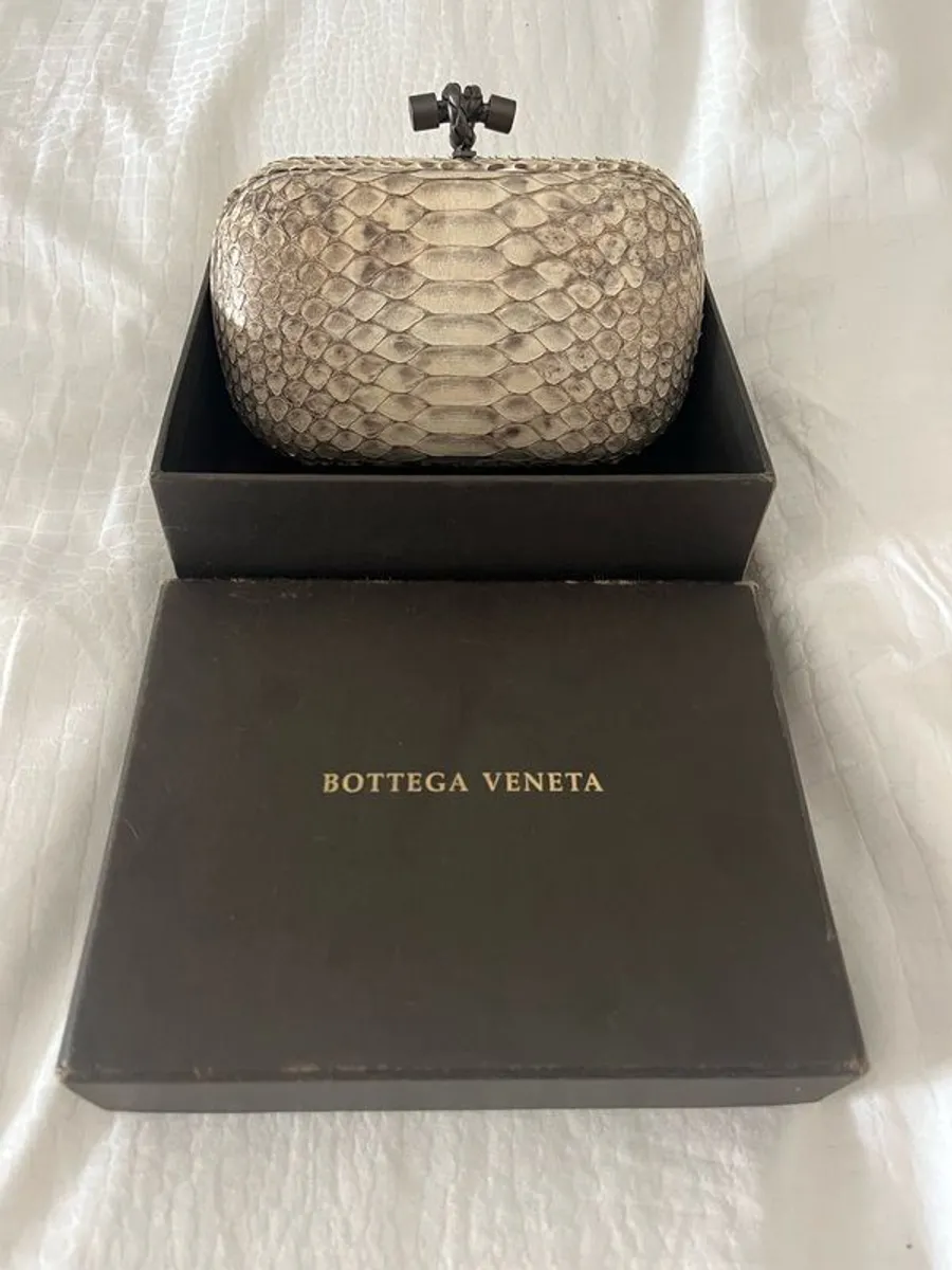 Designer Bottega Veneta clutch bag - Image 1