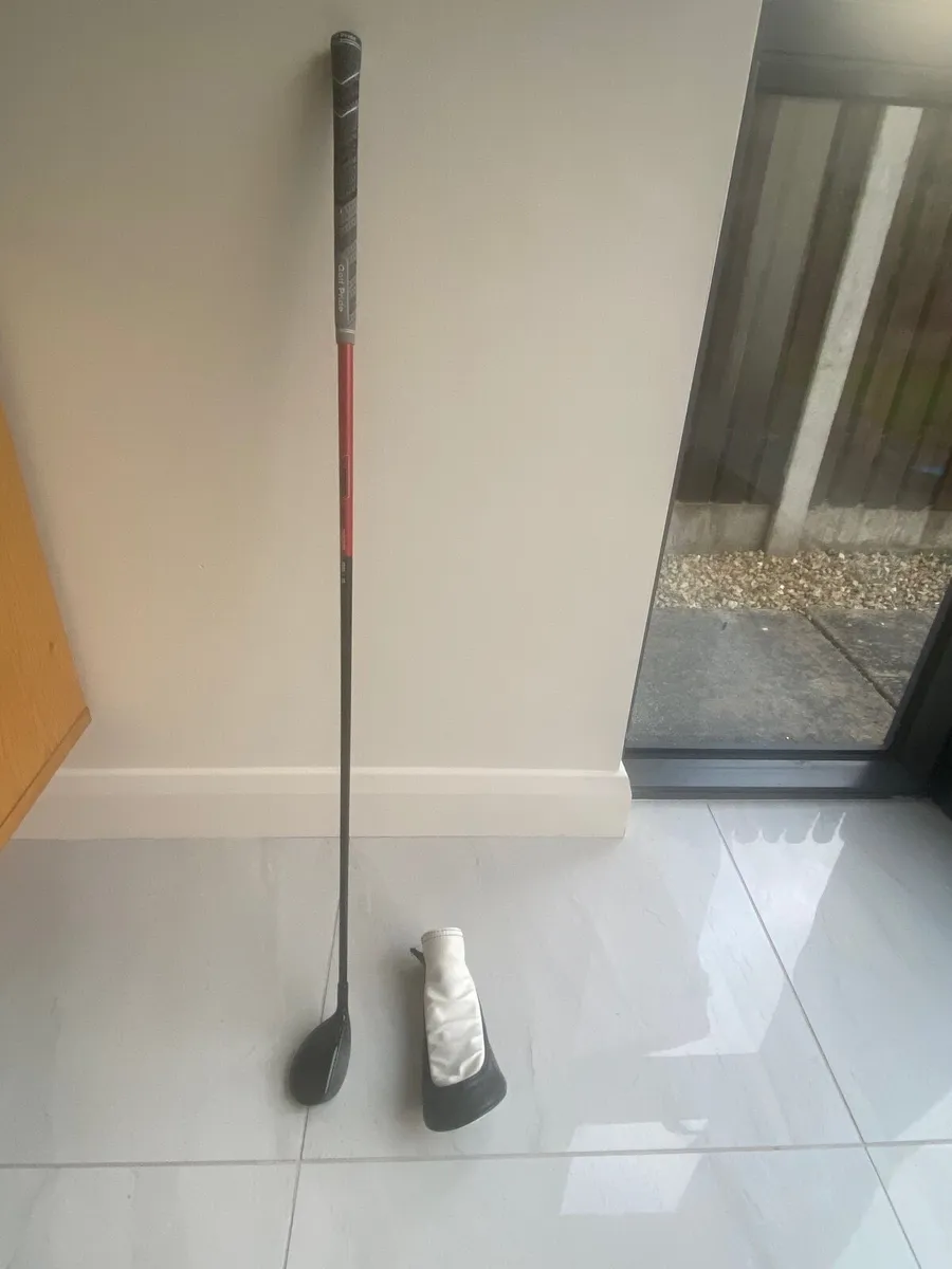 Taylormade 3 Hybrid 15degree - Image 1