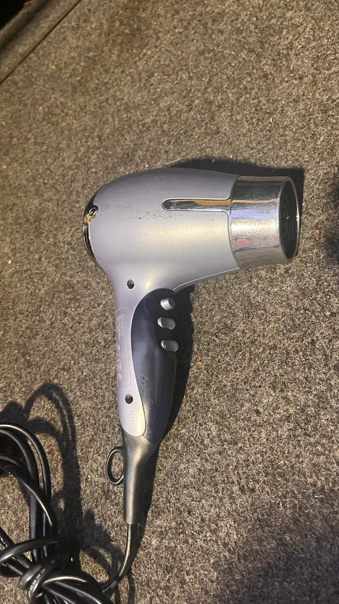 Remington D3151 Total Performance Hairdryer - Image 2