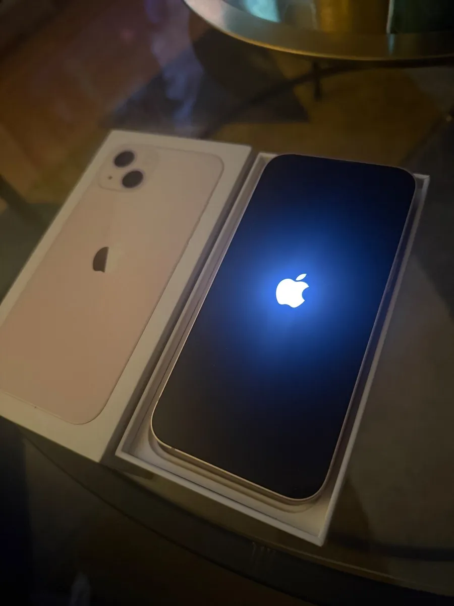 Iphone 13 - Image 3