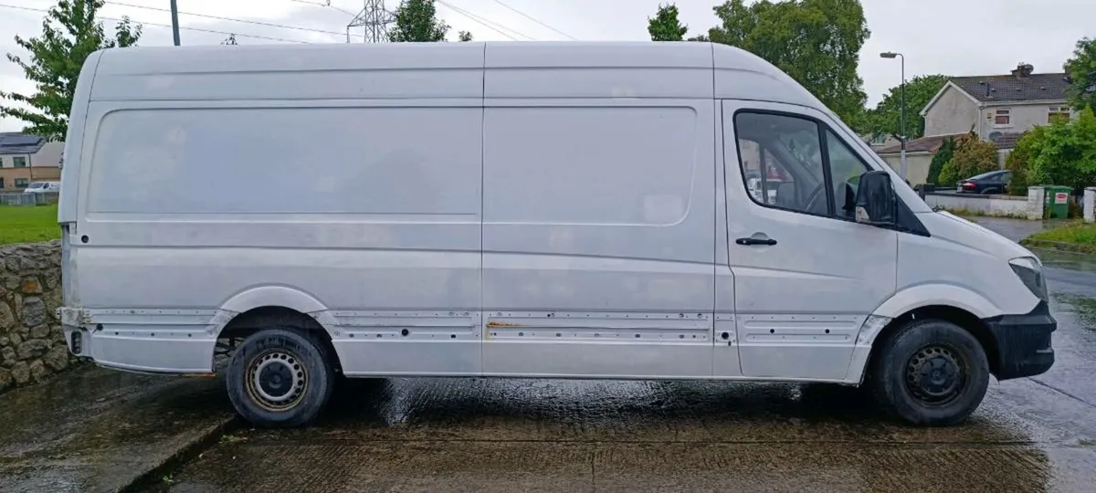 MERCEDES SPRINTER - Image 3