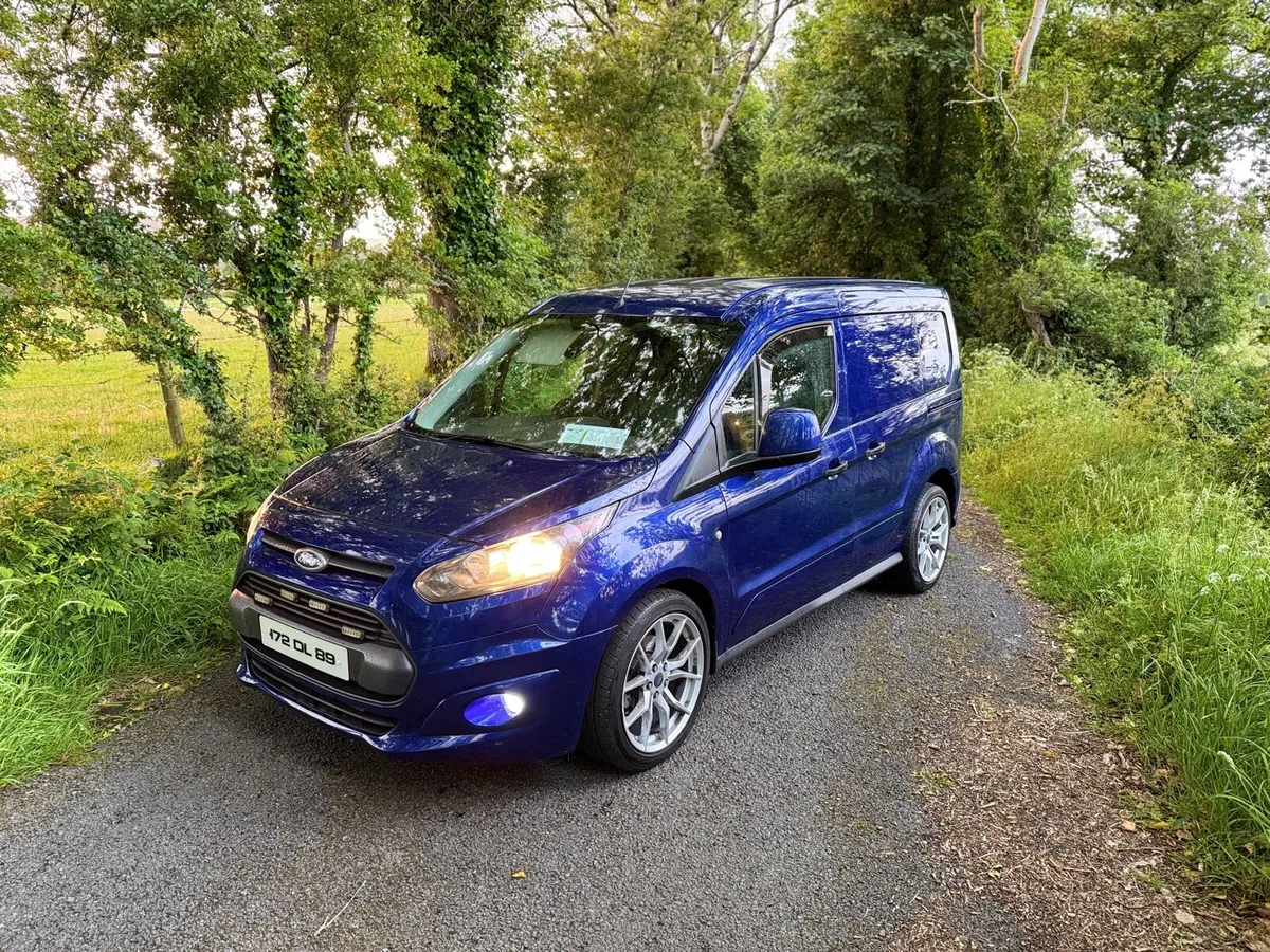 2017 ford transit connect - Image 2