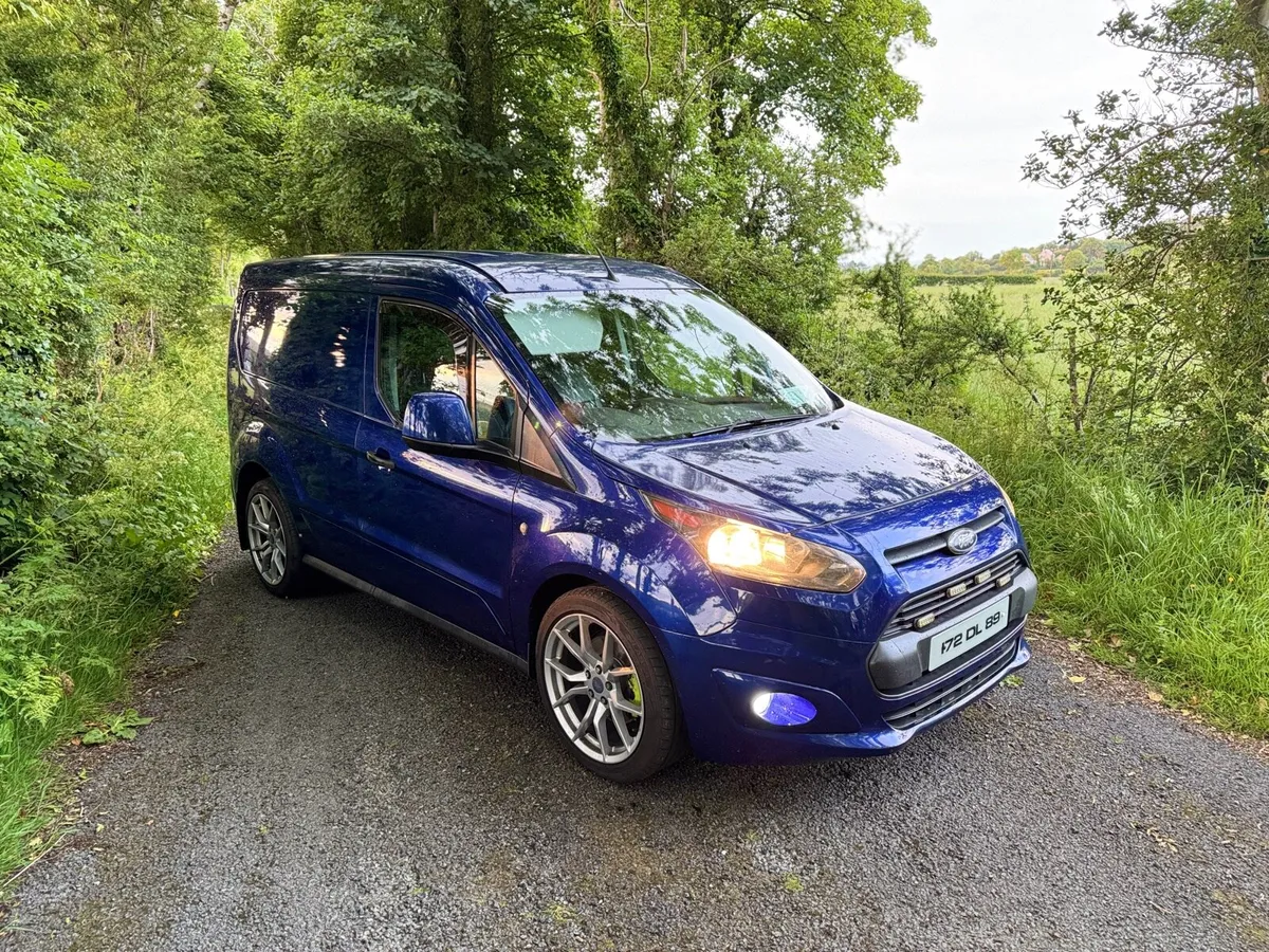 2017 ford transit connect - Image 1