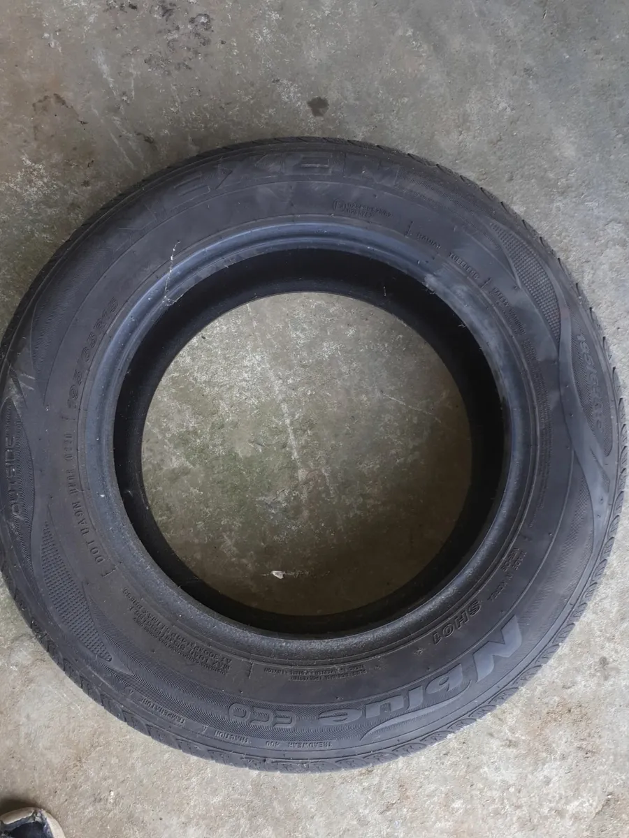 195/65R15 - Image 1