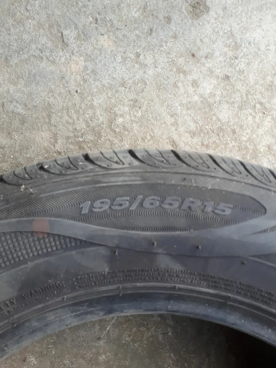 195/65R15 - Image 2