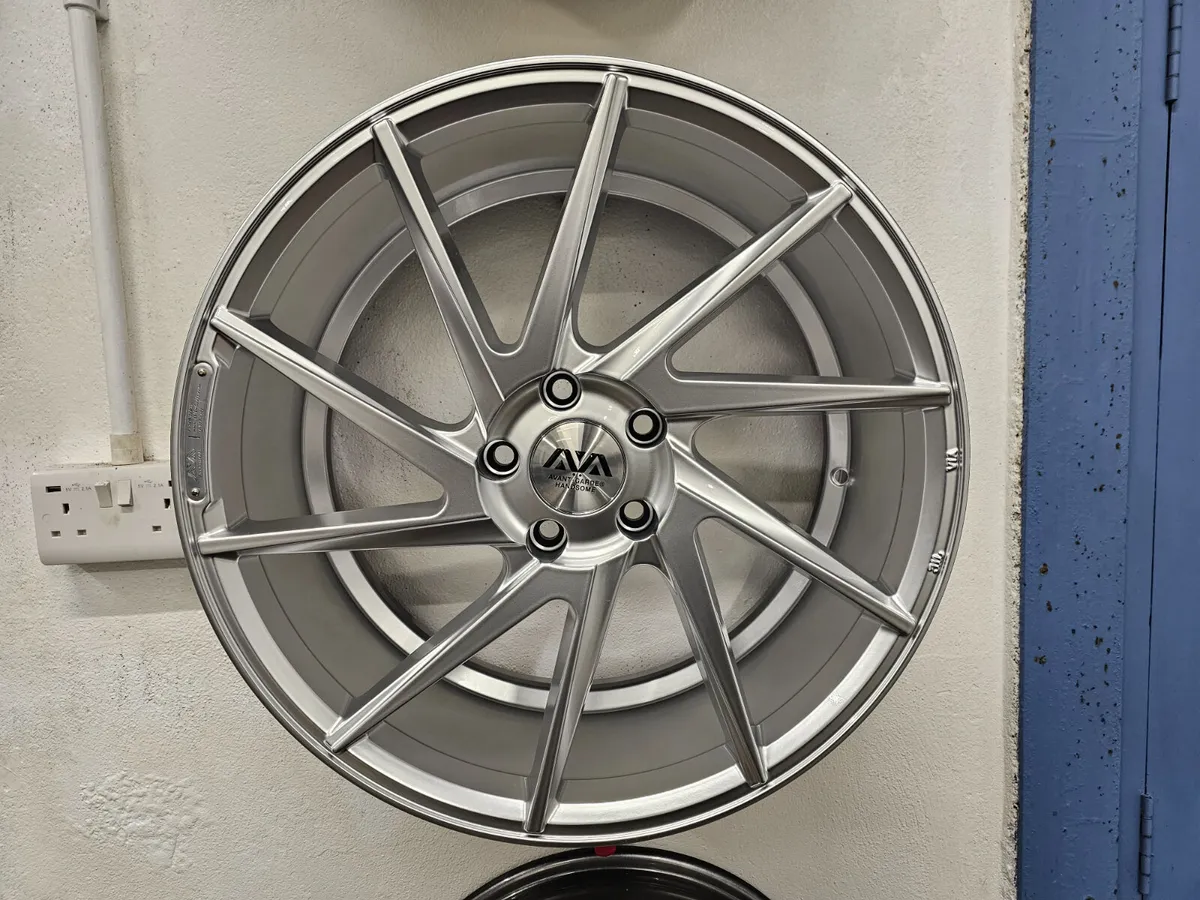 19" AVA Madison Alloys - Image 4