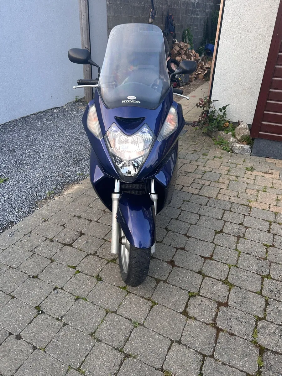 Honda Silver wing 600 cc - Image 4
