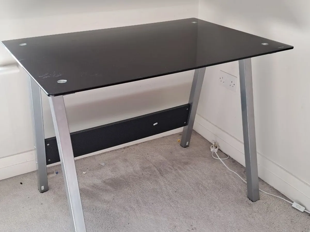 Table - Image 3