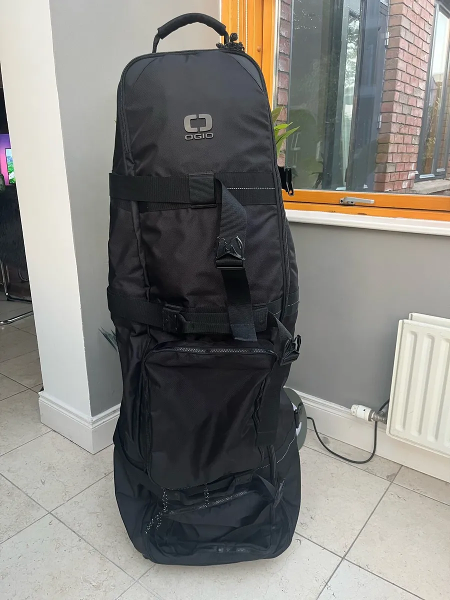 Ogio black golf travel bag - Image 1
