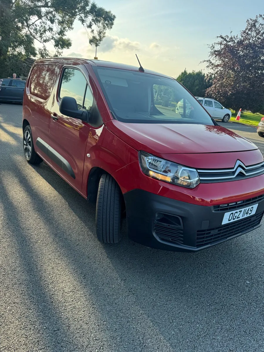 2019 Citroen Berlingo - Image 2