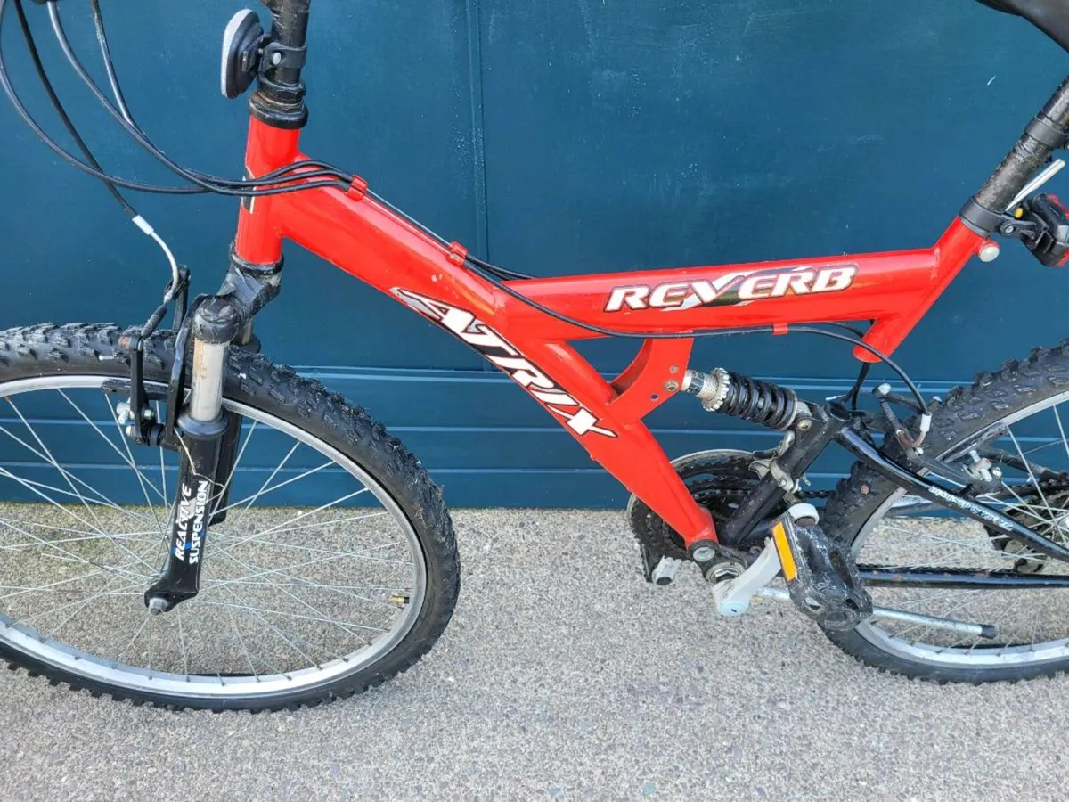 Mountain Bike - Image 4