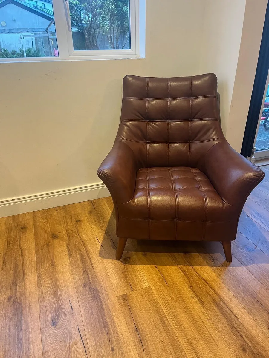 Leather armchair - Image 1