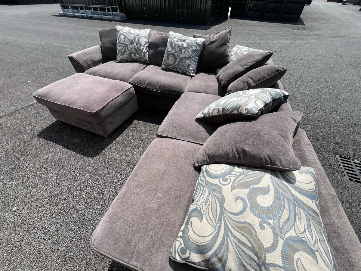 Large grey corner sofa set delivery available - Image 1