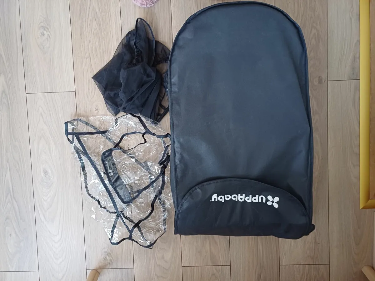 Uppababy Carrycot - Image 4