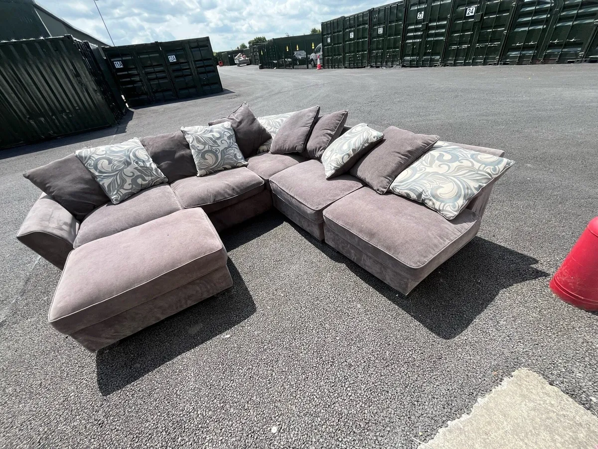 Large grey corner sofa set delivery available - Image 4