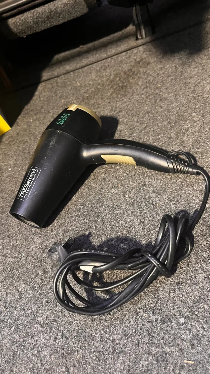 Hairdryer - Image 1