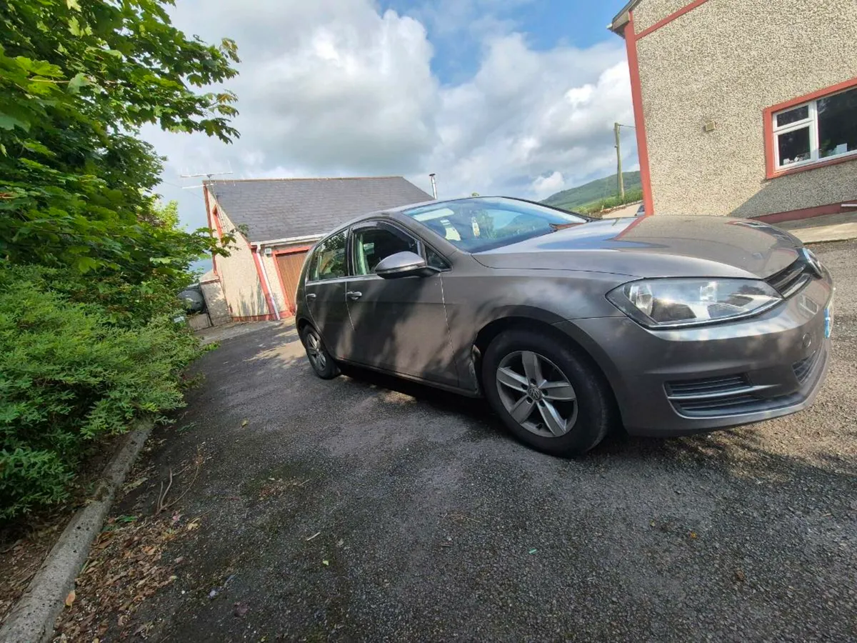Volkswagen Golf - Image 4