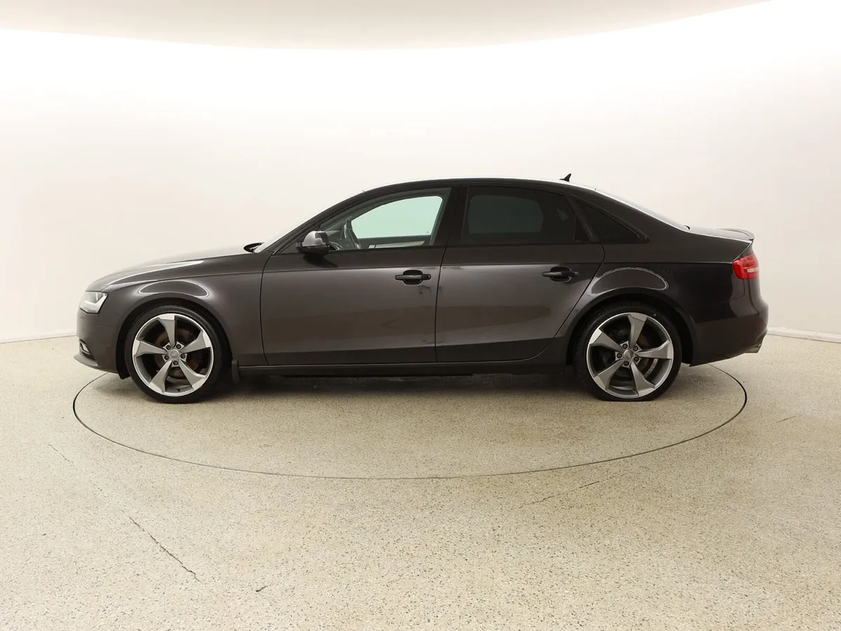 2015 AUDI A4 2.0 TDI ULTRA SE 163PS BLACK EDITION - Image 4