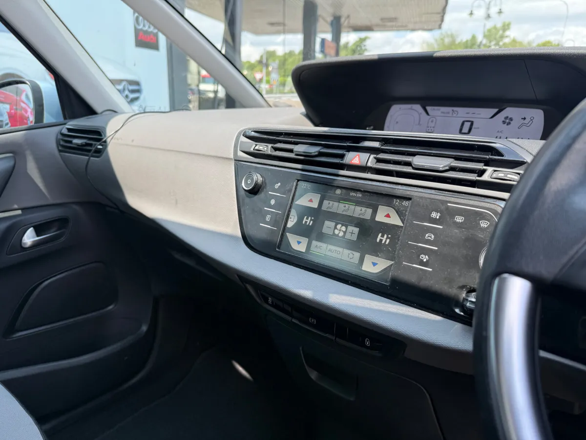CITROEN  C4 AUTOMATIC 7 SEATER - Image 4