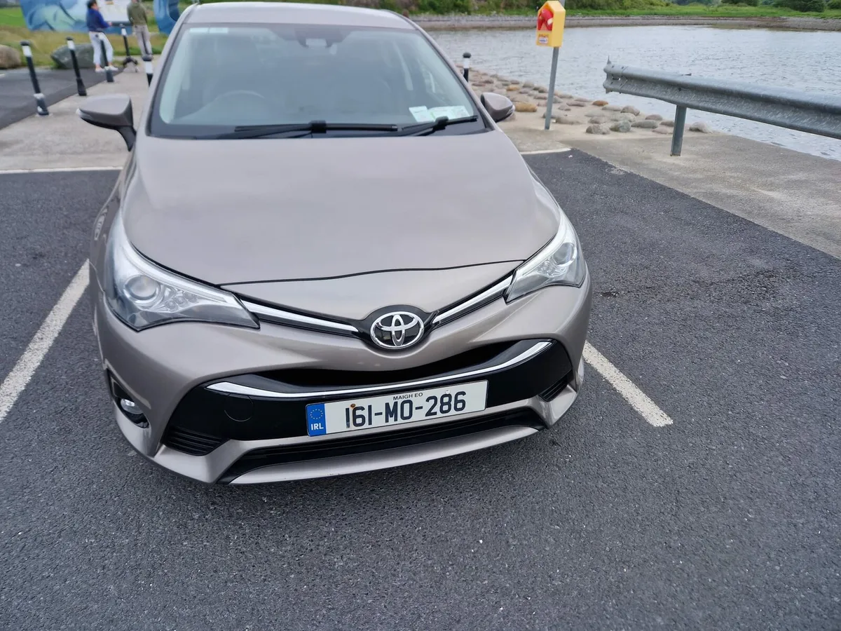 Toyota Avensis 2.0D SOL 4DR - Image 1