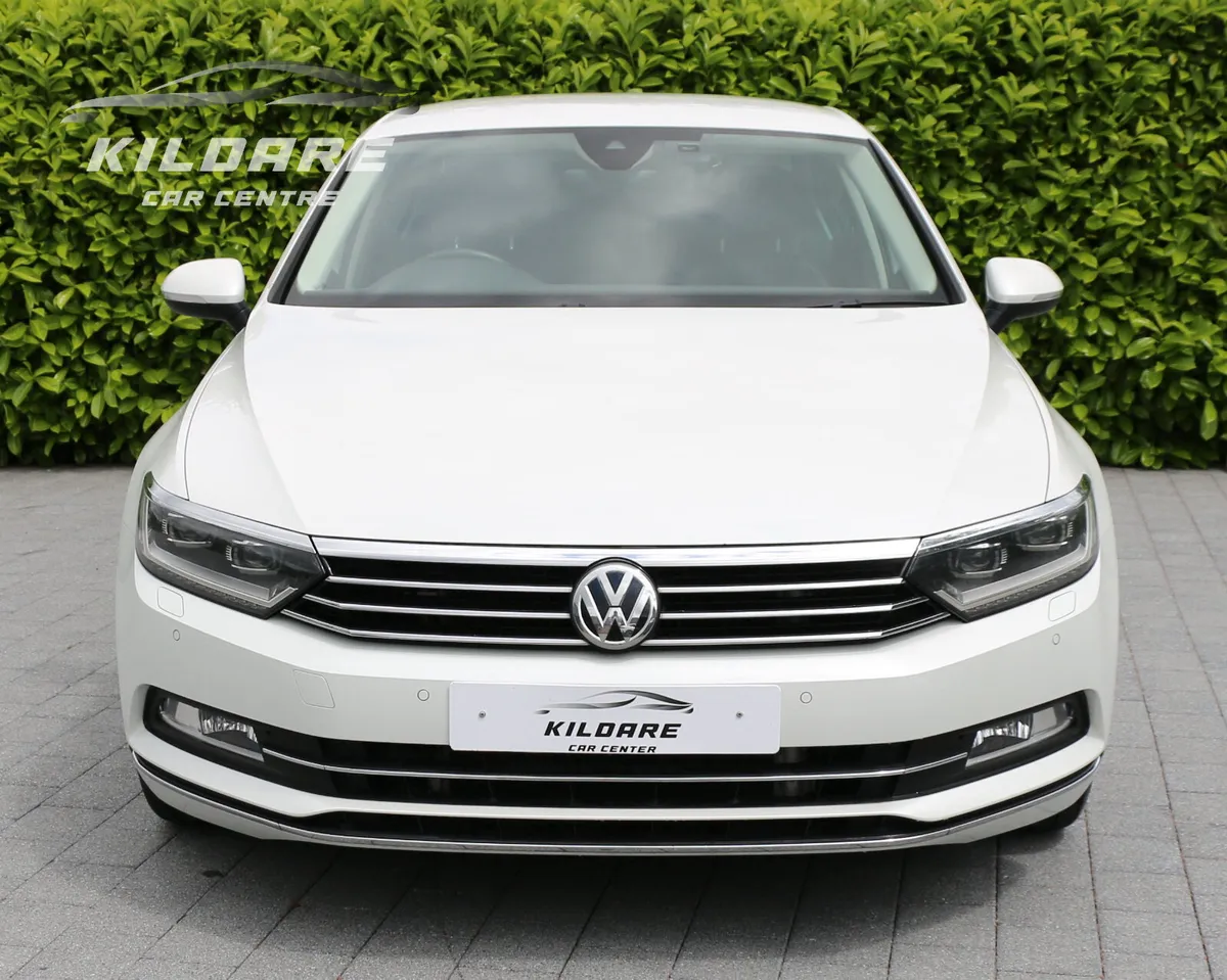 VOLKSWAGEN PASSAT HIGHLINE TDI AUTO - Image 3