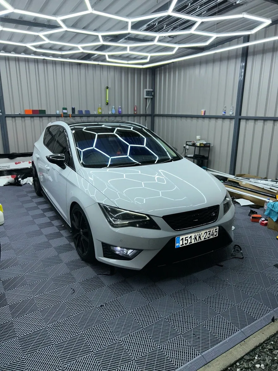 Window tinting dechrome wrapping - Image 2
