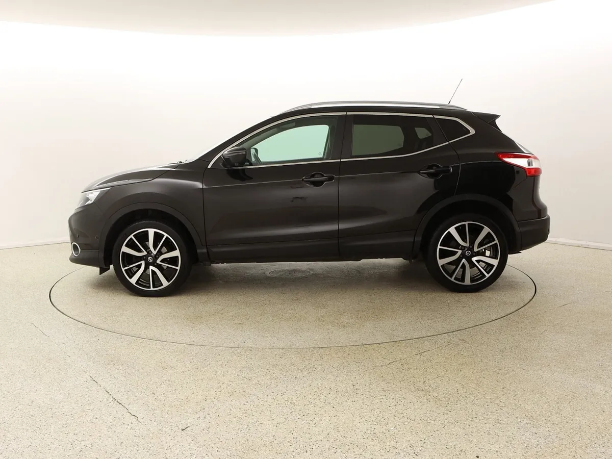 2017 NISSAN QASHQAI TEKNA 1.5 DCI LEATHER SAT NAV - Image 4