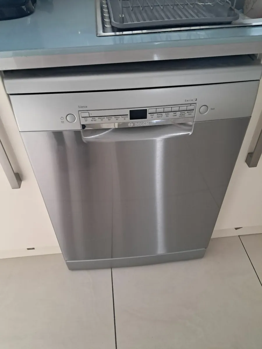 Bosch dishwasher reduced - Image 1