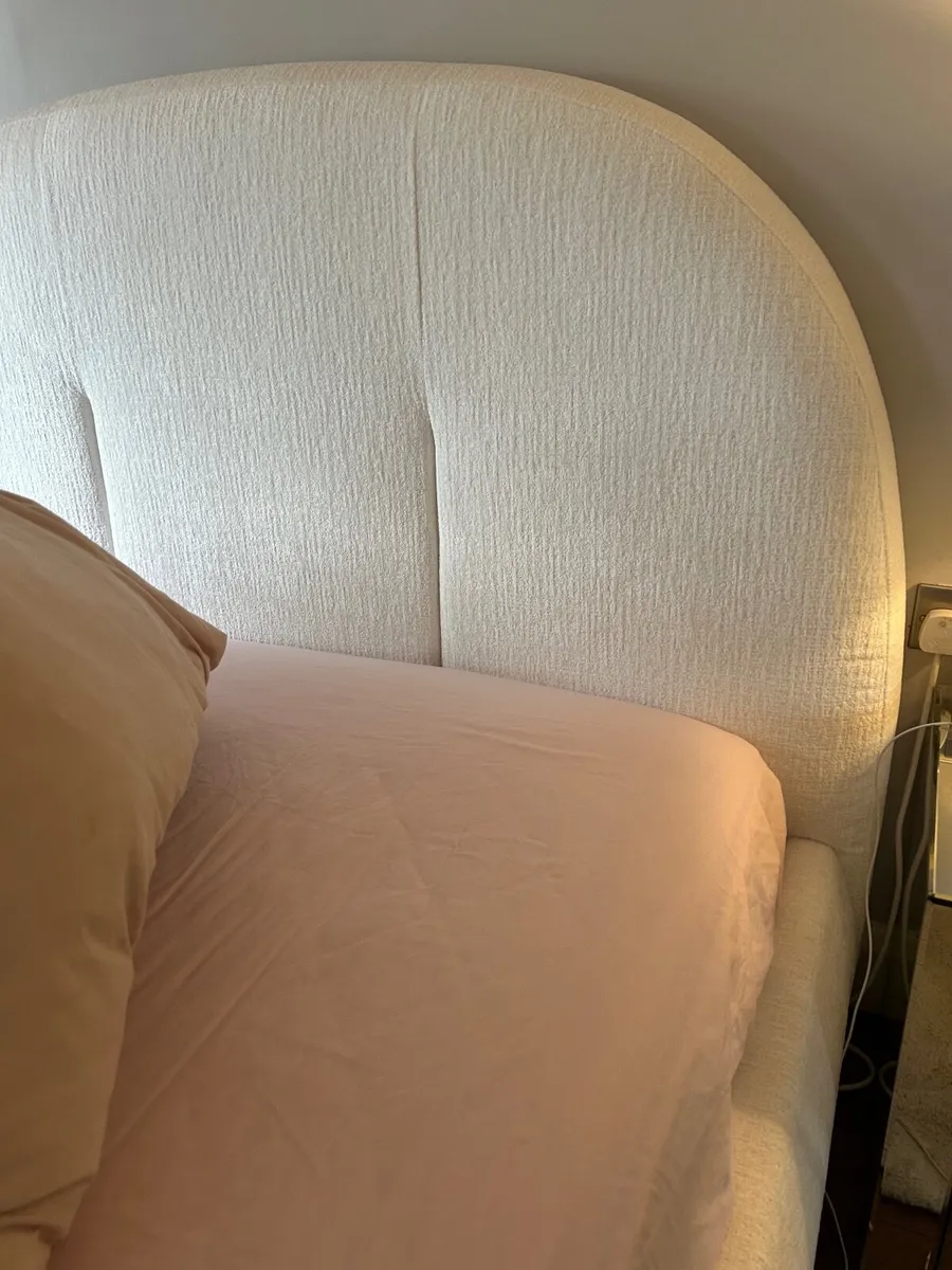 Bed frame - Image 2