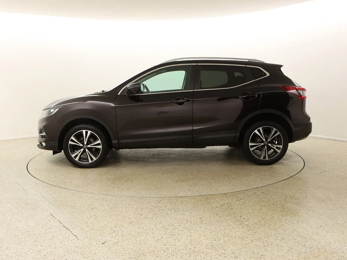 2017 NISSAN QASHQAI 1.5 DCI N-CONNECTA PAN ROOF - Image 4